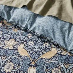 Strawberry Thief Quilt Cover - Chocolate