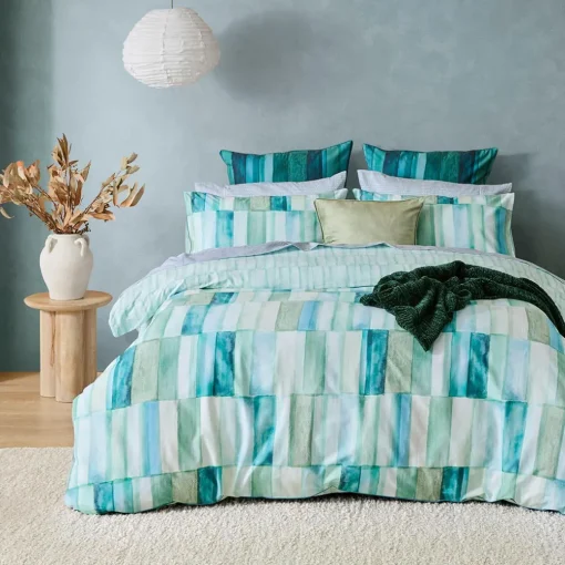 Tanqueray Quilt Cover