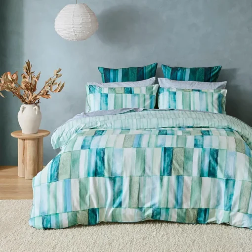 Tanqueray Quilt Cover
