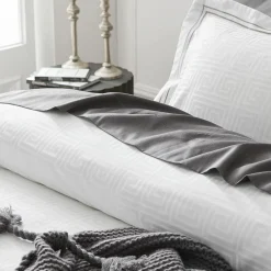 Winchester Quilt Cover