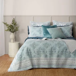 Yvette Bedspread